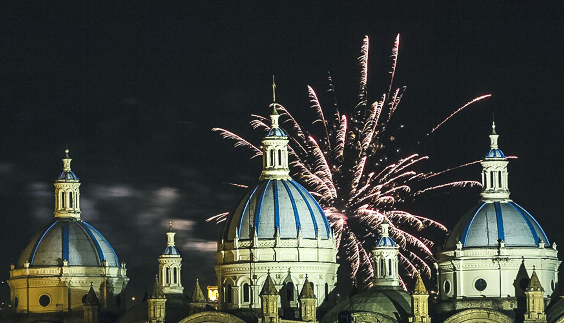 Silvester In Ecuador 10 Traditionen Zu Neujahr WeDesignTrips