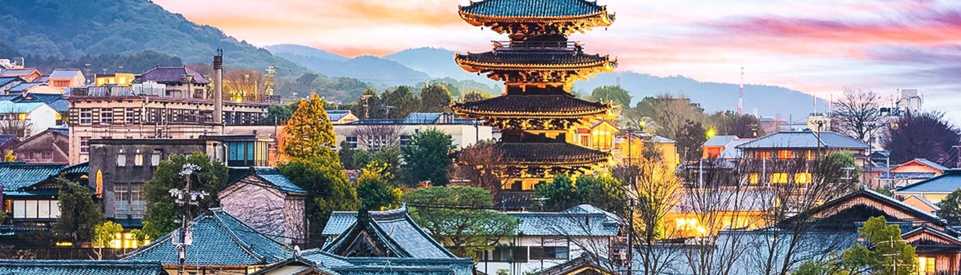 Blick auf das historische Viertel Higashiyama in Kyoto