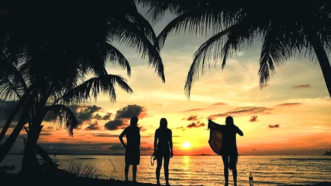 Eine Gruppe am Strand von Panama
