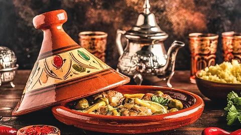 Marokkanische Tajine mit Huhn und Karotten