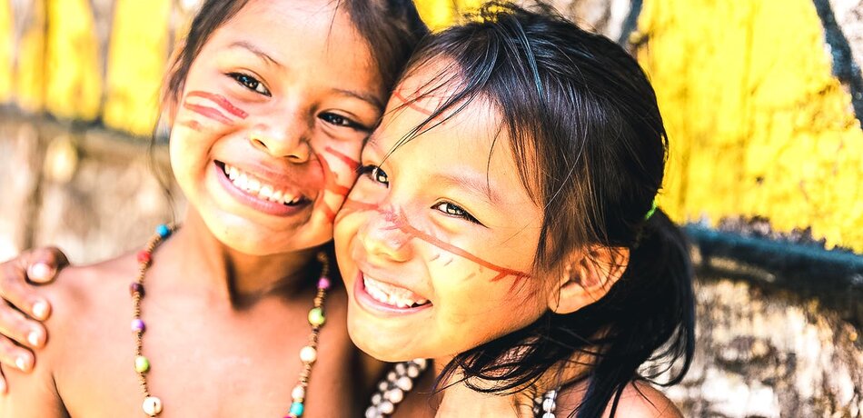 Lächelnde Mädchen aus Brasilien