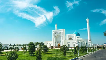 Weiße Moschee in Taschkent, Usbekistan