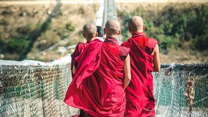 Mönche in Bhutan