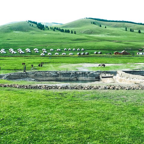 Jurtencamp an den heißten Quellen von Tsenkher