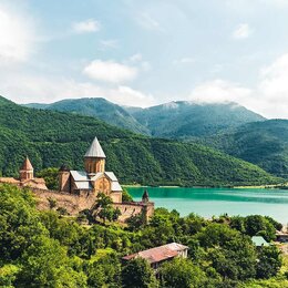 6-tägige Highlightreise in Georgien 6-tägige Highlightreise in Georgien