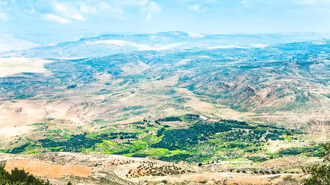 Blick auf das Gelobte Land vom Berg Nebo in Jordanien