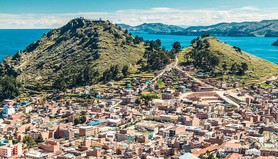 Stadt Copacabana am Titicacasee in Bolivien