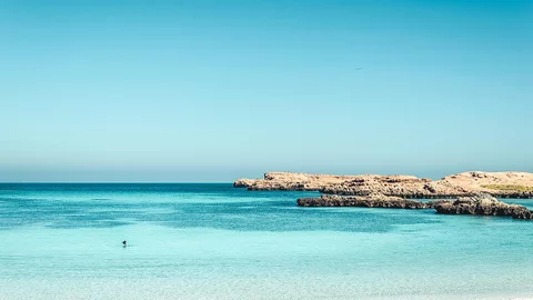 Ein Strand auf den Daymaniyat Inseln, Oman