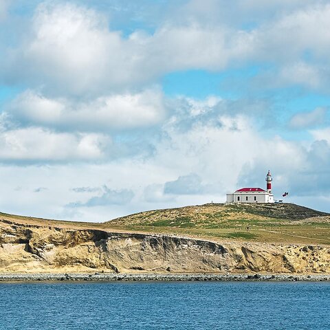 Der Leuchtturm auf der Insel Magdalena, Chile
