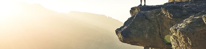 Wanderer auf dem Jebel Akhdar, Hajar Gebirge, Oman