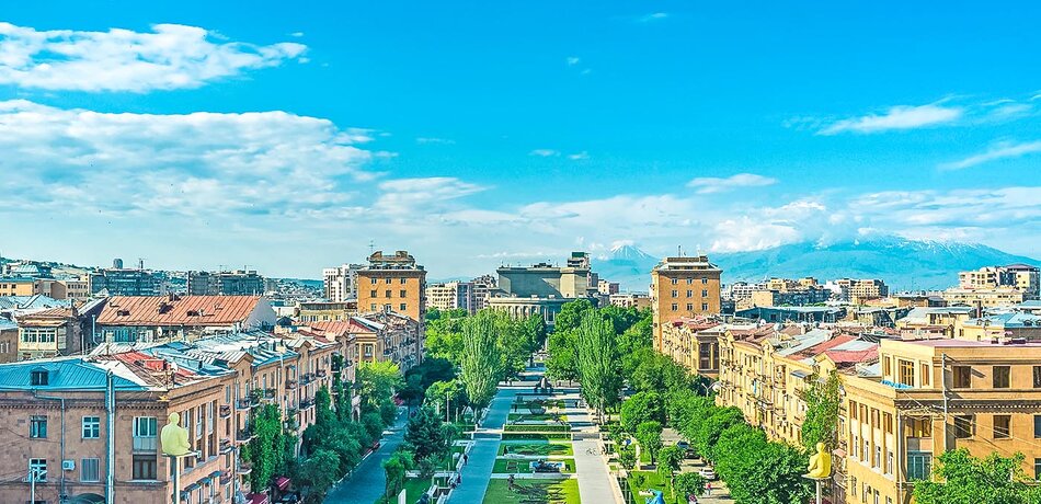 Blick auf die Hauptstadt Armeniens - Jerewan