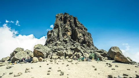 Felsformation des Lava Tower am Kilimanjaro in Tansania