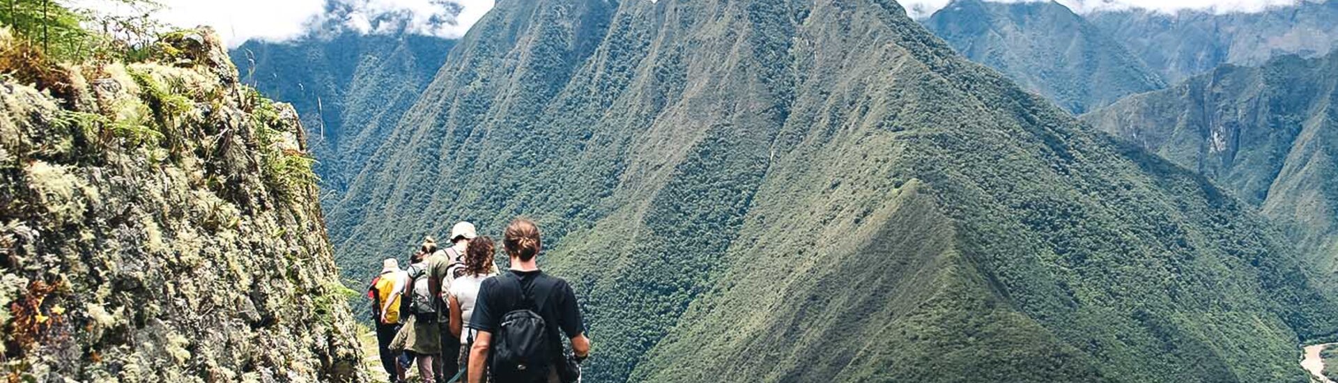 Wanderer auf dem Weg zum Machu Picchu über den Inka Trail