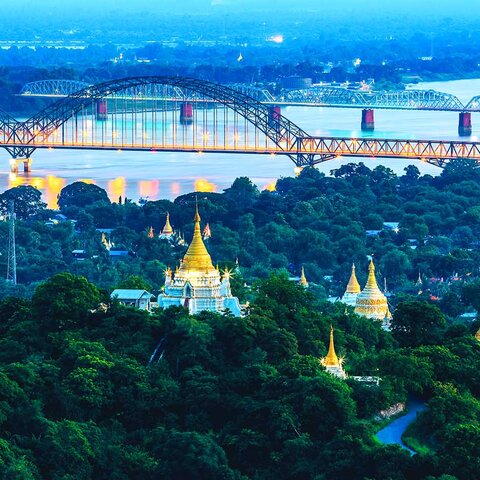 Hügel in der Stadt Sagaoing, Myanmar