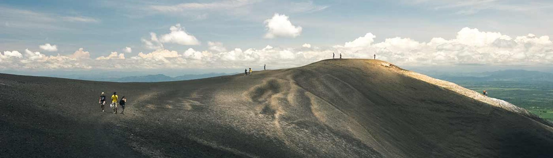 Plattform aus Schwarzem Sand am Cerro Negro, Nicaragua