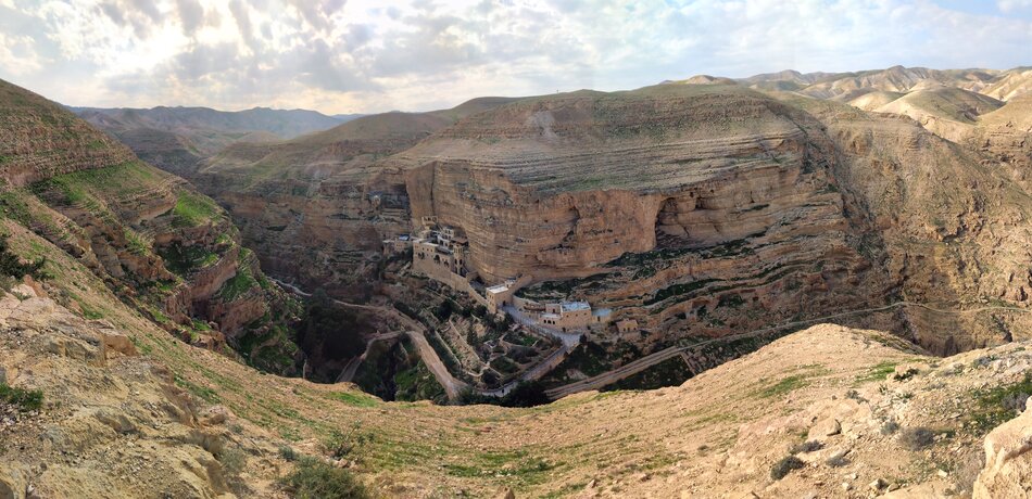 Blick auf das Kloster St. Georg im Wadi Qelt